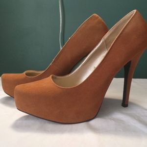 Torrid size 8 faux suede tan heels
